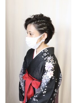 シャンパトラ(SCHON PATRA) ハーフアップコーンロウ