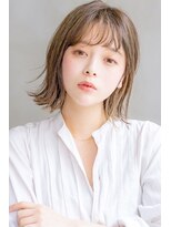 表参道roijir 外ハネミニボブ×ハイトーンベージュ
