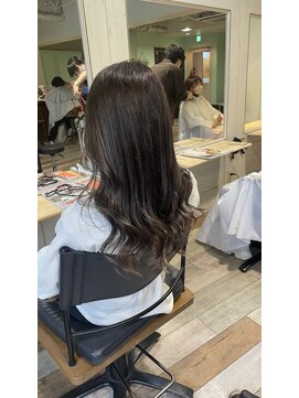 ラべリー 池袋(LOVELEY) ミルクティーグレージュ　ヘアカラー　【池袋】