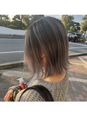 #バレイヤージュ #グレー #ケアブリーチ