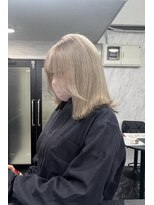 リア 大阪梅田(Ria)&nbsp;～ホワイトベージュ～　【Ria 大阪 梅田】