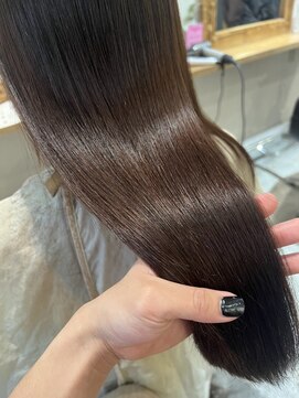 アルーシェ 新宿店(Alushe) ショコラブラウン×髪質改善