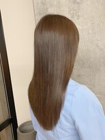 ミリ(mm)&nbsp;レイヤーカット／ウェットヘア/オリーブベージュ