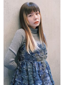 レジュアル(RESSUAL) メルティーカラーフェミニンロング似合わせウェーブミディアム