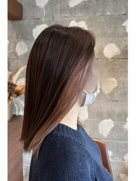 ソワ 四日市(soie) インナーカラーピンクベージュ◎