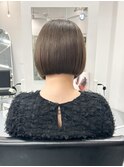 ボブ　ブリーチなしベージュ　オリーブベージュ