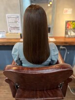 スローネ(THRONE)&nbsp;髪質改善酸性ストレートで艶髪／20代30代40代／新宿