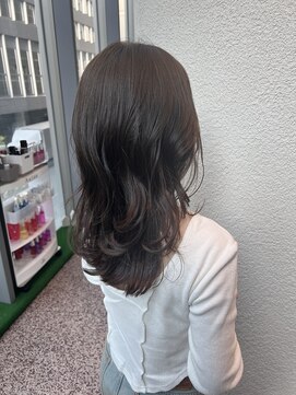 エルサフィロ ヨドヤバシ(el zafiro yodoyabashi) くびレイヤーエモージュカールセミディシアーカラー20代30代40代