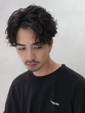 バイフィフス 原宿/表参道(by fifth) 原宿シャドウパーマスパイラルパーマメンズカットセンターパート