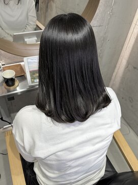 チル(CHILL) オリーブグレージュ