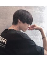 シン(syn) シルエットマッシュ 黒髪