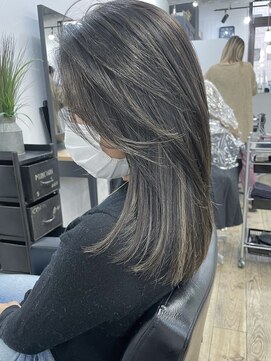 キラ 渋谷(KILLA) ハイライトグレージュ_セミウェットウェーブレイヤー