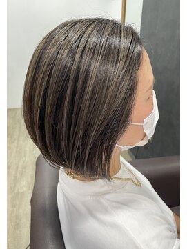 ワンス(Once) ハイライト　ミニボブ◎20代30代40代50代