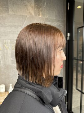 メゾン アヴァロ(Maison Avallo) #外ハネ明るめベージュブラウン