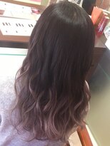 ヘアークリアー せんげん台&nbsp;大人可愛い外国人風グラデーションカラー パープルアッシュ