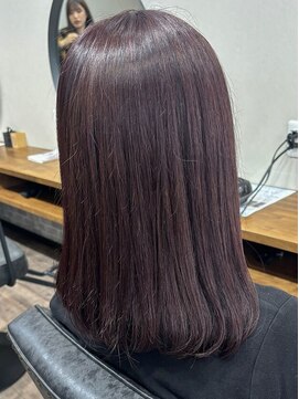 トゥルートラストトロワー 須玉店(True Trust trois) 【美肌診断付】大人のラベンダーピンク ミディアムボブ