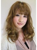 可愛さと上品を兼ね備えた大人フェミニン【ウルーウール】