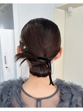 エイム(AiM) タイトヘアセット/アップヘア/ローポニー/結婚式ヘアセット
