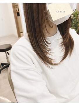 ラネーシェ(la.neche) ミディアム×顔まわりレイヤー