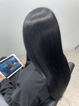 アウラ 近鉄八尾駅前店(Aura) レイヤーカット×イルミナカラー×UPTOGLOSS髪質改善 近鉄八尾