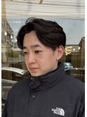 フェザーパーマセンターパートツーブロック刈り上げ