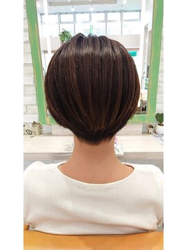 ウェル アアルト 海老名ビナウォーク店 刈り上げショート【aalto海老名/海老名駅】