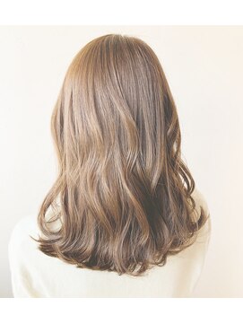 ブリーチ無しダブルカラーで作るベージュ♪