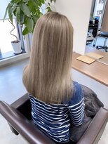 バランス 新宿(balance)&nbsp;ベージュ×ハイライト×セミロング×Wカラー[新宿/髪質改善]