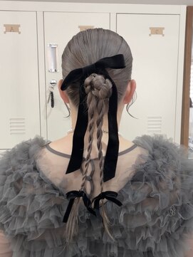 ウタシロイロ(uta shiroiro) タイトヘアセット