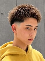 アボヘアー(Abo hair)&nbsp;刈り上げ韓国系アップバングマットブラウンメンズヘア