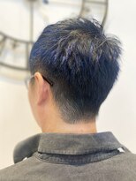 ココロ ヘアーアンドスパ 目黒(cocoro hair&spa)&nbsp;個性あふれる白髪染めでネイビーブルー。