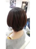 ショートボブ