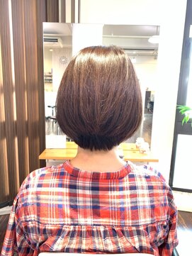 アトリエアルシュ(atelier ARCHE) 大人ショートボブ,小顔,ひし形ショートボブ