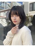 韓国 ミディアムヘア くびれヘア レイヤーカット 暗髪カラー