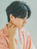 ジョエミバイアンアミ(joemi by Un ami)&nbsp;センターパート ダウンパーマ 韓国メンズヘア 前下がりヘア