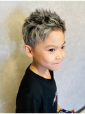 爽やかホワイトメッシュハイライト無造作ショート