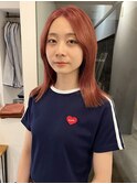 ピンクベージュ