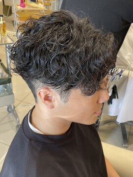 カペリベラ 寝屋川店(Capelli Bella) シャドウパーマ