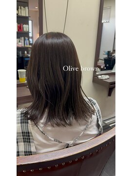 ヘアーアンドエステ サニープレイス(Hair&Esthe Sunny Place) オリーブカラー