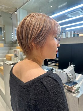 カケル(×.) 丸みショート/ハイトーン/ウィンターベージュ