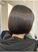 内巻き重めボブ肩上ボブ艶髪ナチュラルカラーオリーブブラウン