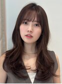 顔周りレイヤーカットくびれヘアミルクティーベージュカラー