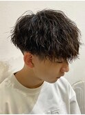 スパイラルパーマツイストパーマアップバング短髪メッシュ