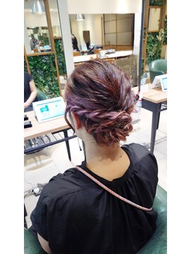 チップタップ 保谷店(tip top) ふわふわネープシニヨン