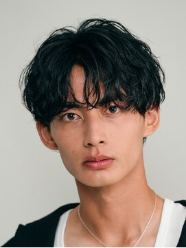 フィフス トウキョウ (fifth TOKYO) 渋谷シャドウパーマ波巻きスパイラルパーマメンズマッシュ