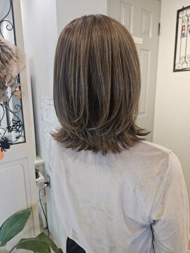 ヘア ケア ディエイチケー(HAIR CARE DHK) 白髪ぼかしハイライトレイヤーボブ