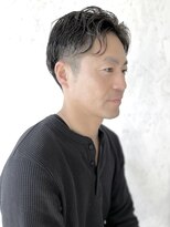 ザヘアメイクシェア(THE -HAIR MAKE SHARE-) 清潔感と色気も。大人の余裕をつくるメンズヘア