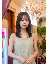 ココラー(COCOlar)&nbsp;「透け感とくびれの愛され小顔ミディアム」