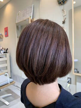 リト(Lit) 【大人可愛い】20代30代40代小顔前下がりボブひし形