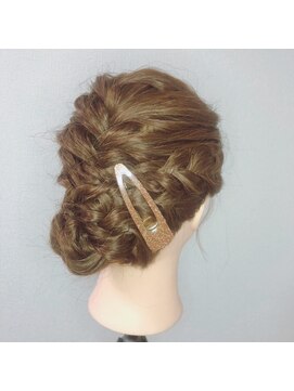 フォルテ 中田店 シニヨンスタイル